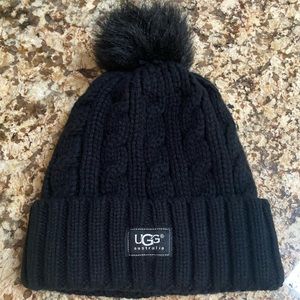 UGG Australia Cable Knit Beanie Winter Hat Pom